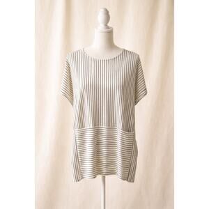 J.Jill Striped Button Back Top M Black Ivory Minimalist Coastal Capsule Wardrobe